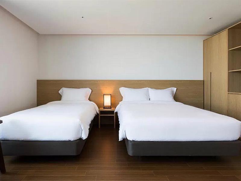 Lemain Hotel Чеджудо Экстерьер фото