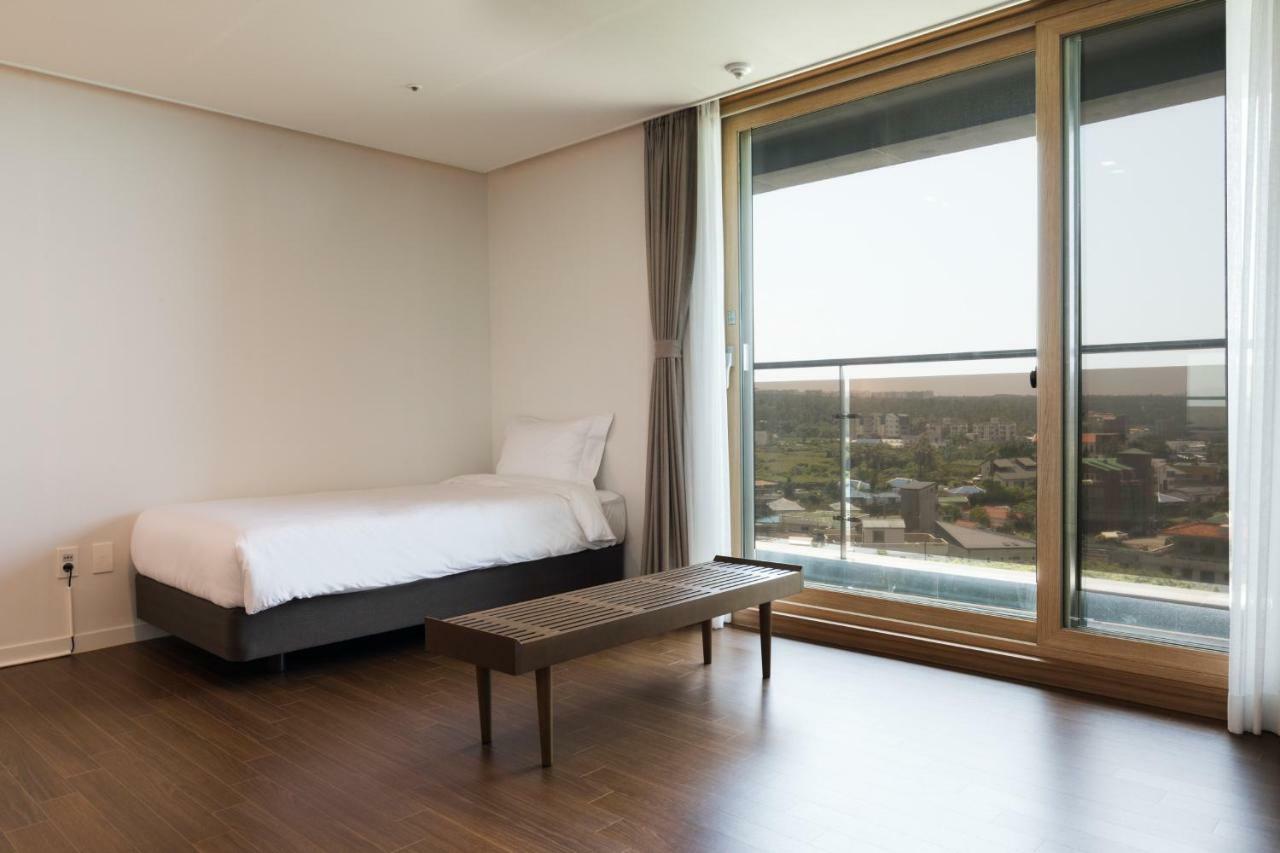 Lemain Hotel Чеджудо Экстерьер фото