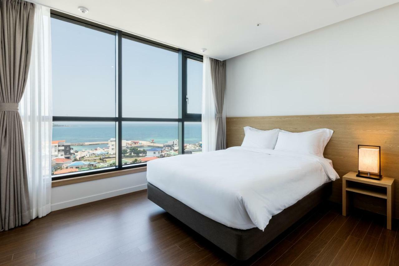Lemain Hotel Чеджудо Экстерьер фото