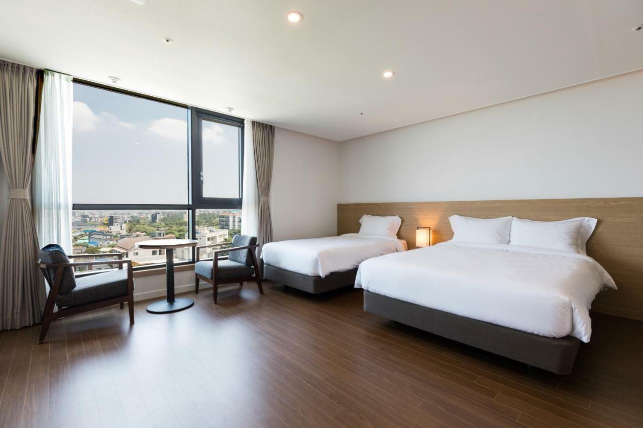 Lemain Hotel Чеджудо Экстерьер фото